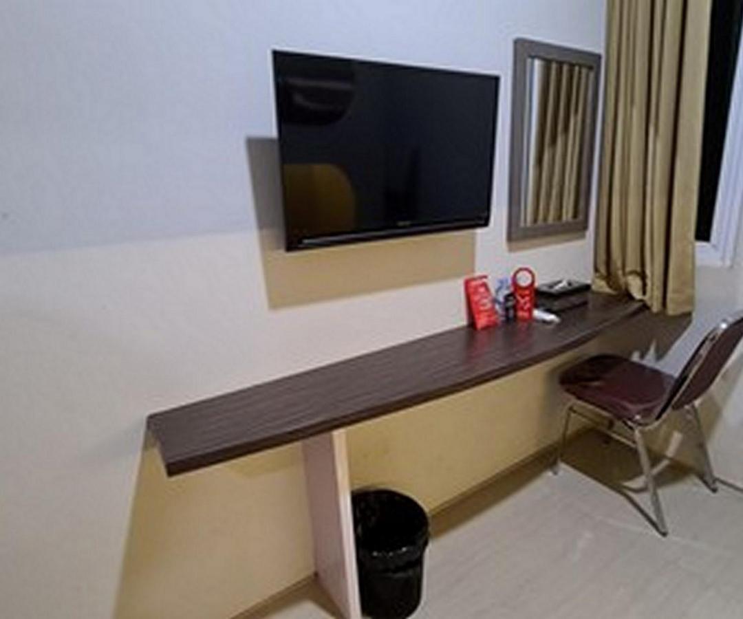 Gaia Asri Hotel Pamanukan Hilir Екстериор снимка